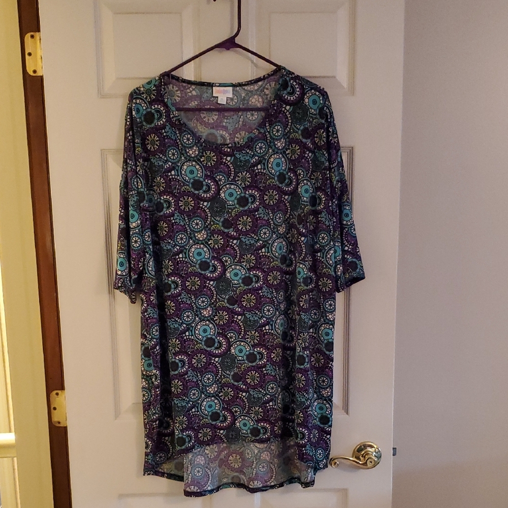 Lularoe Women's tunic top Size XL NEVER WORN LIKE NEW